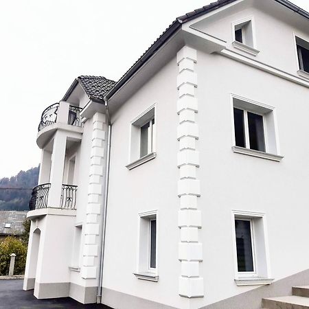יסניצה Villa Hillside Apartment מראה חיצוני תמונה