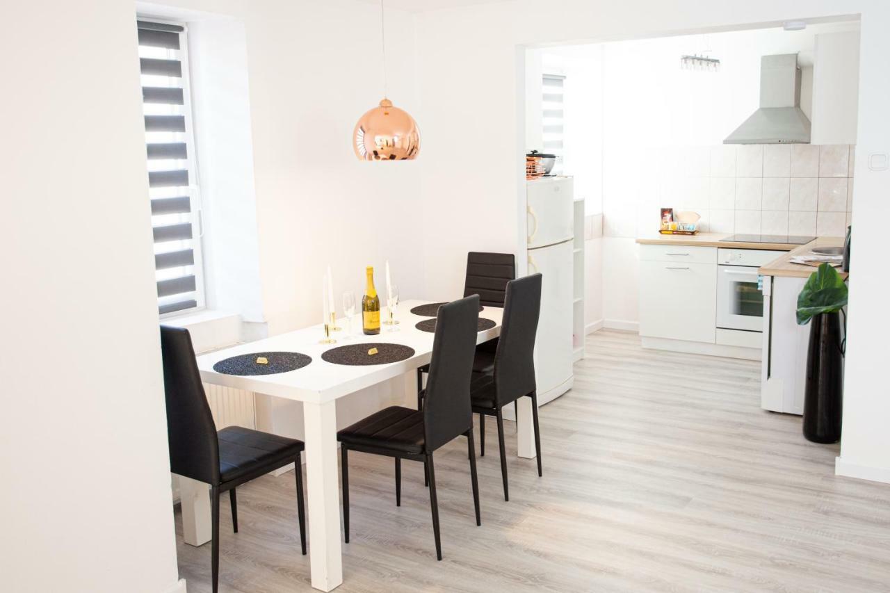 יסניצה Villa Hillside Apartment מראה חיצוני תמונה