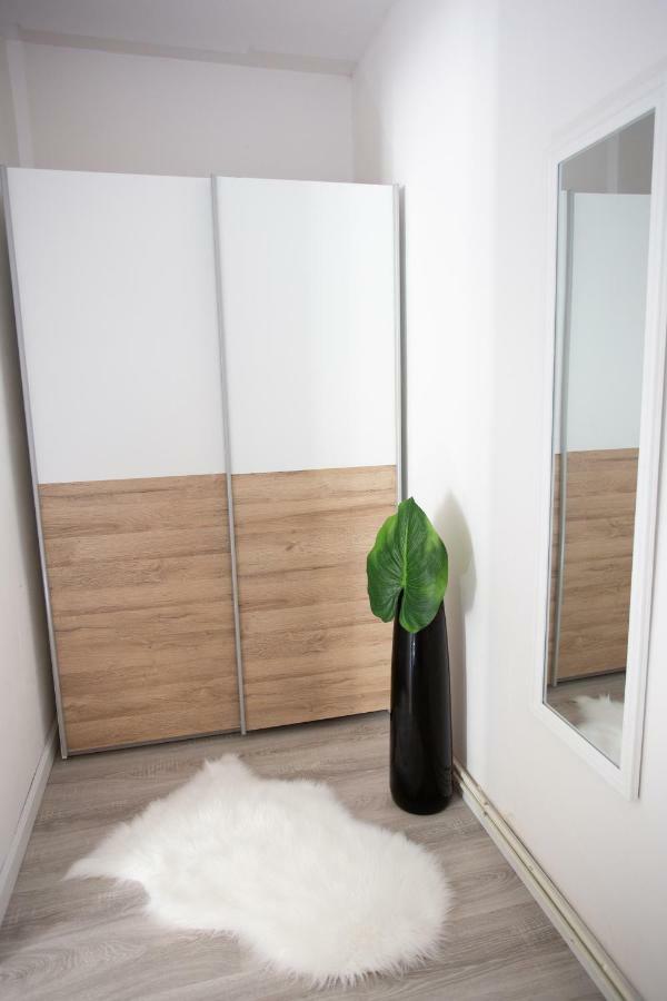 יסניצה Villa Hillside Apartment מראה חיצוני תמונה
